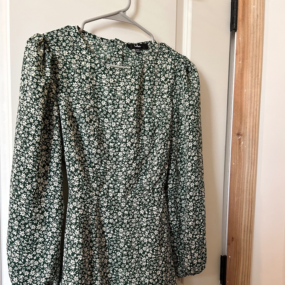 Lulus long sleeve floral dress